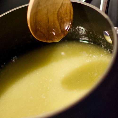 receita de manteiga clarificada - dan-dennis-C9yi5AAPIKc-unsplash