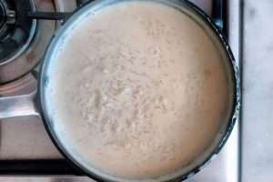 Cozinhe até formar um creme espesso