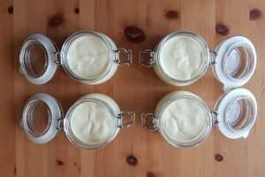 mousse vegano de maracujá pronto