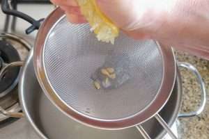 adicione suco de meio limão