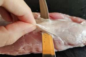 retire membranas e tendões da carne