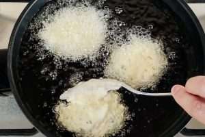 pataniscas de bacalhau