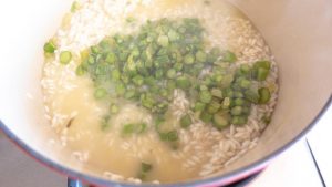 adicione os pedacinhos de aspargo