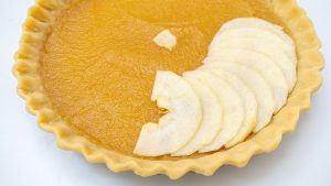 distribua as fatias sobre a torta